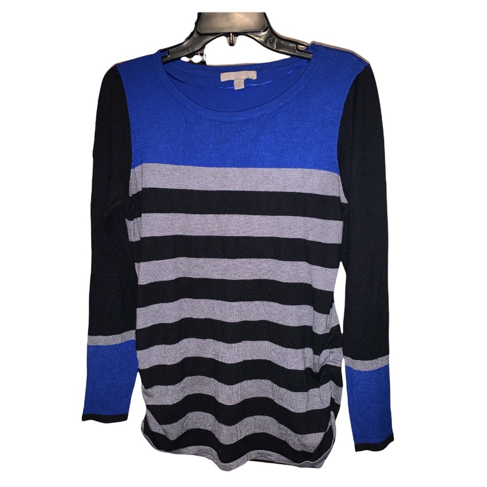 Maternity sweater top